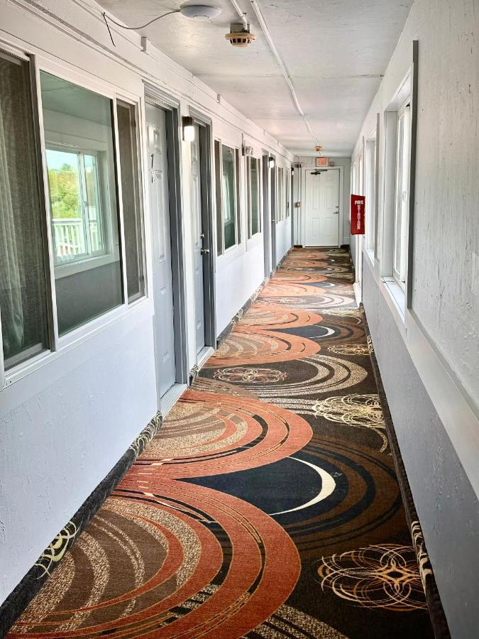 Eastern Inn Bourne Εξωτερικό φωτογραφία